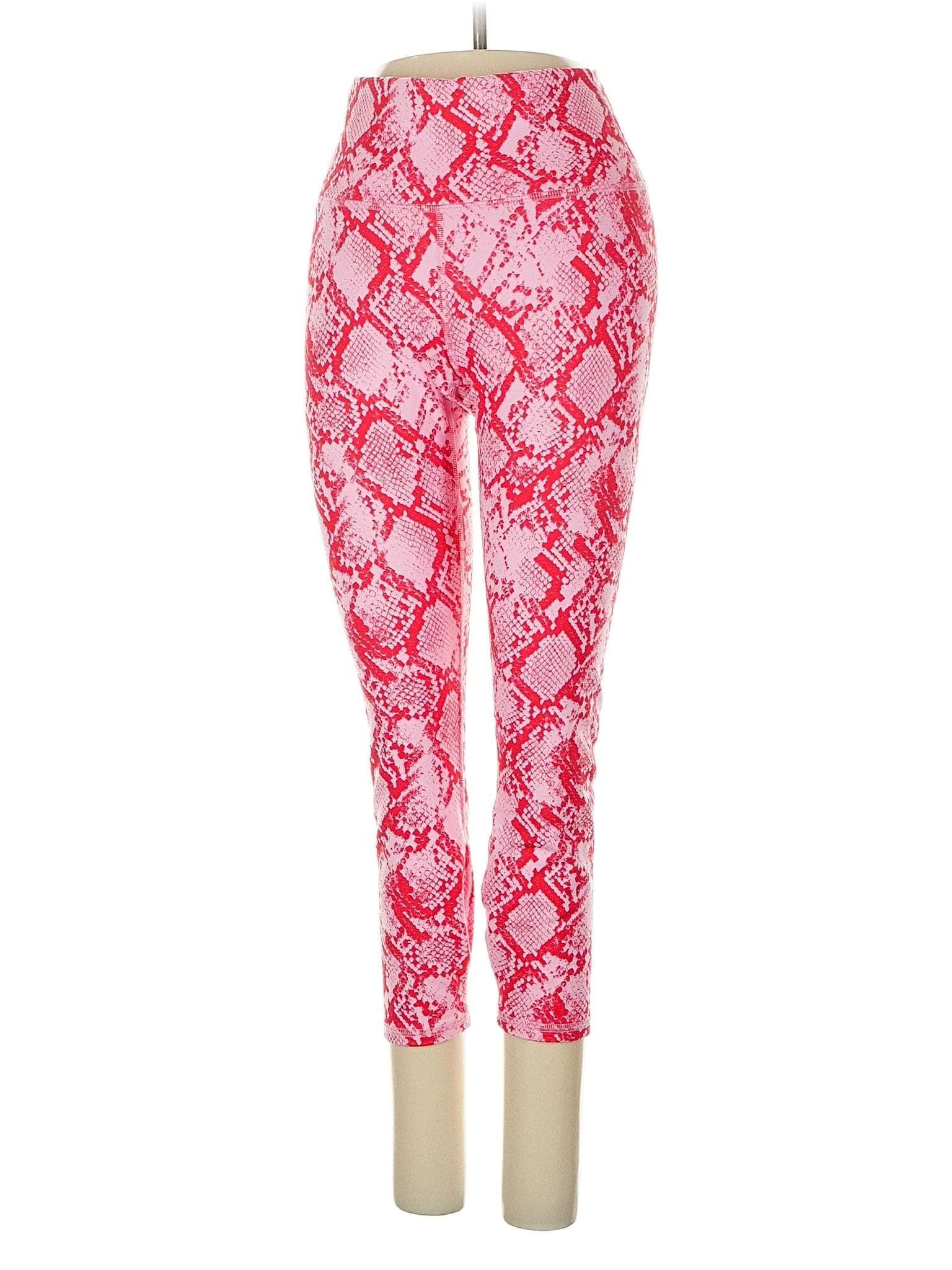 1 size - 24 Estimated