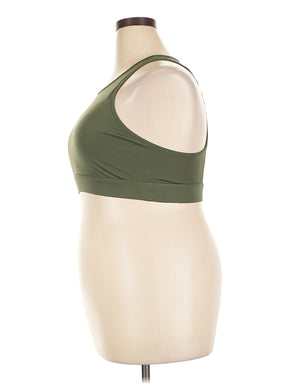 4 size - 3X(Estimated) W