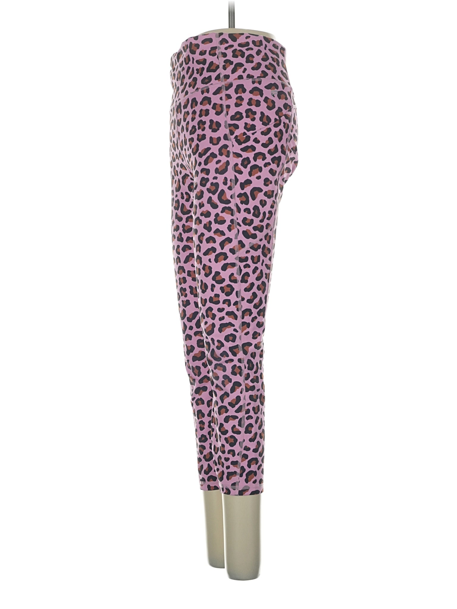4 size - 25 (Estimated)