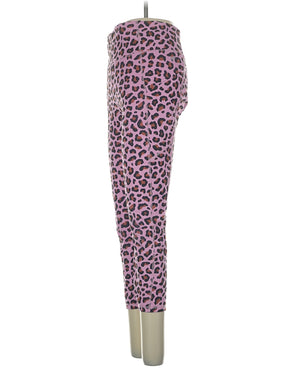 4 size - 25 (Estimated)