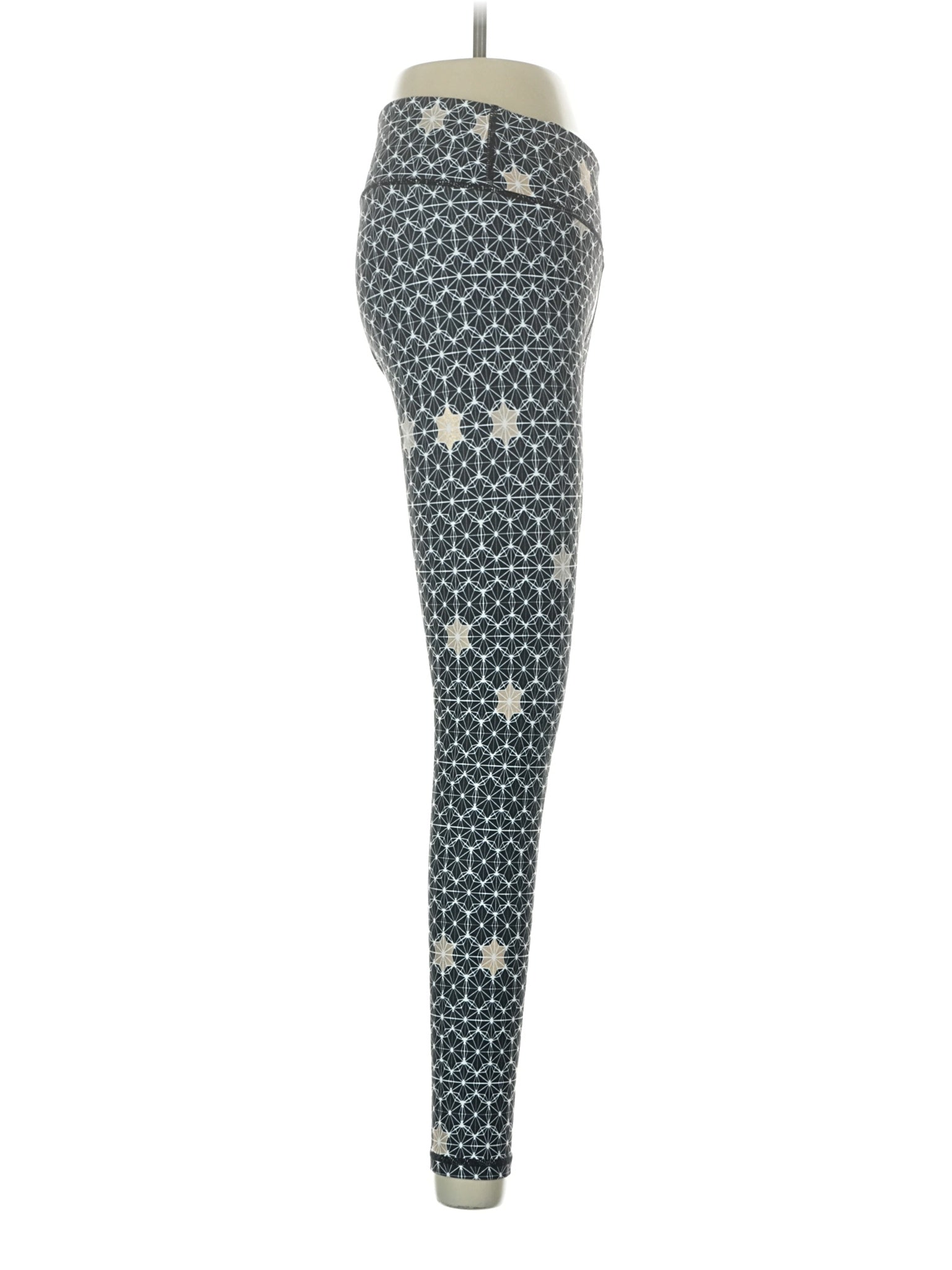 3 size - 26 (Estimated)