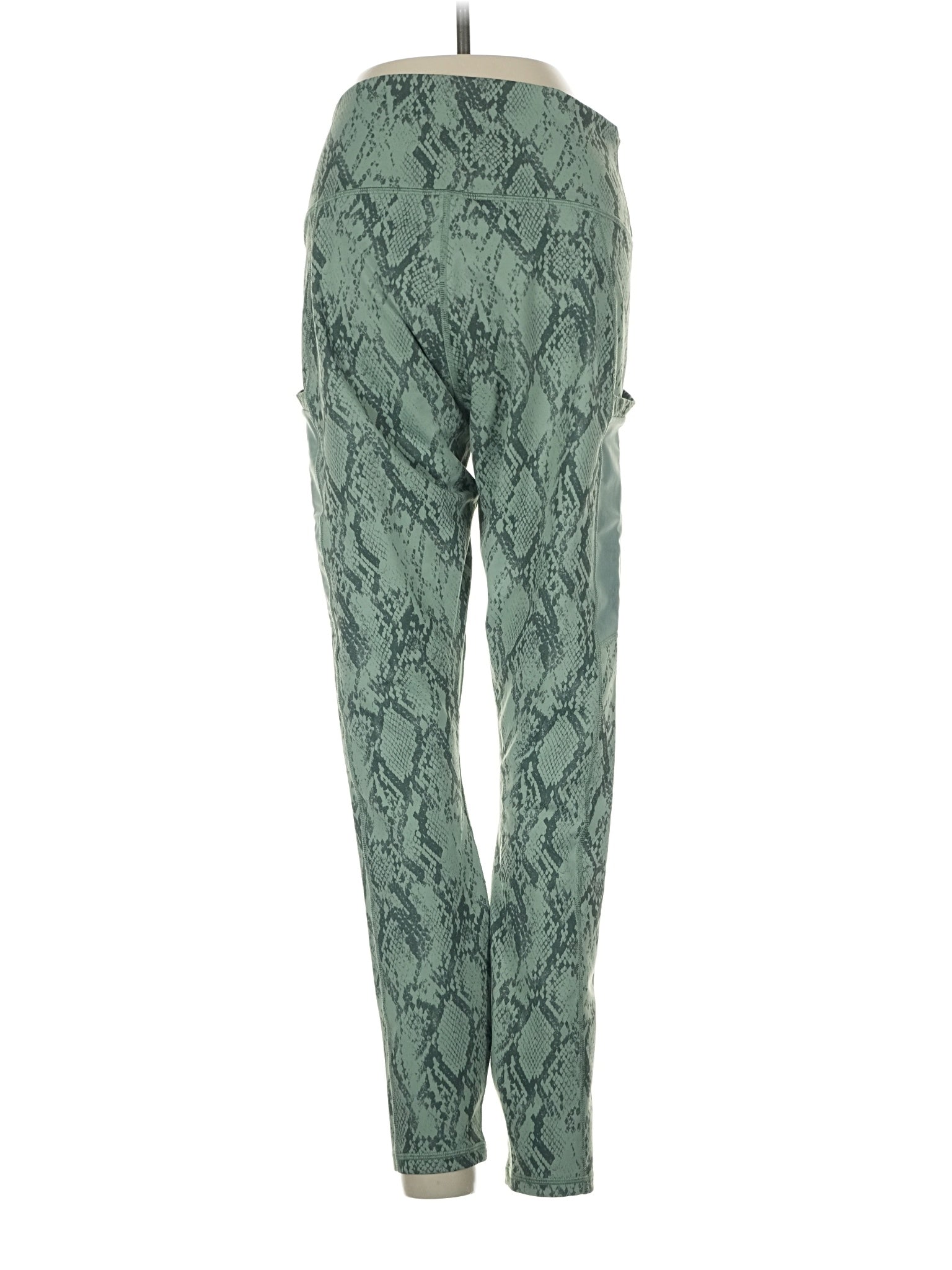 2 size - 4 (Estimated)