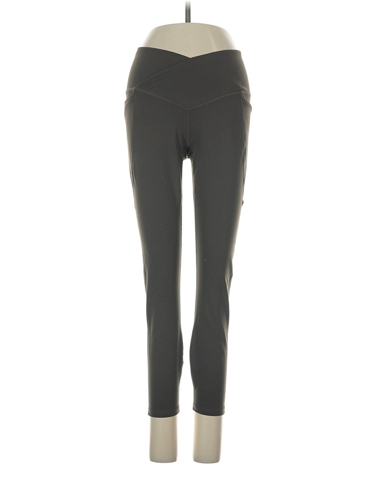 1 size - 4 (Estimated)