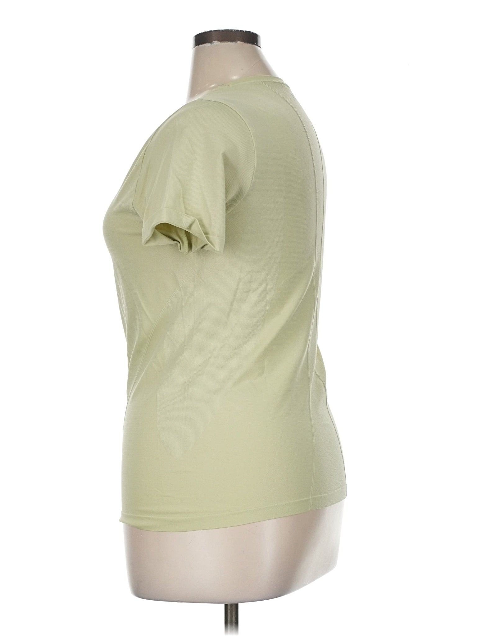 4 size - XL (Estimated)