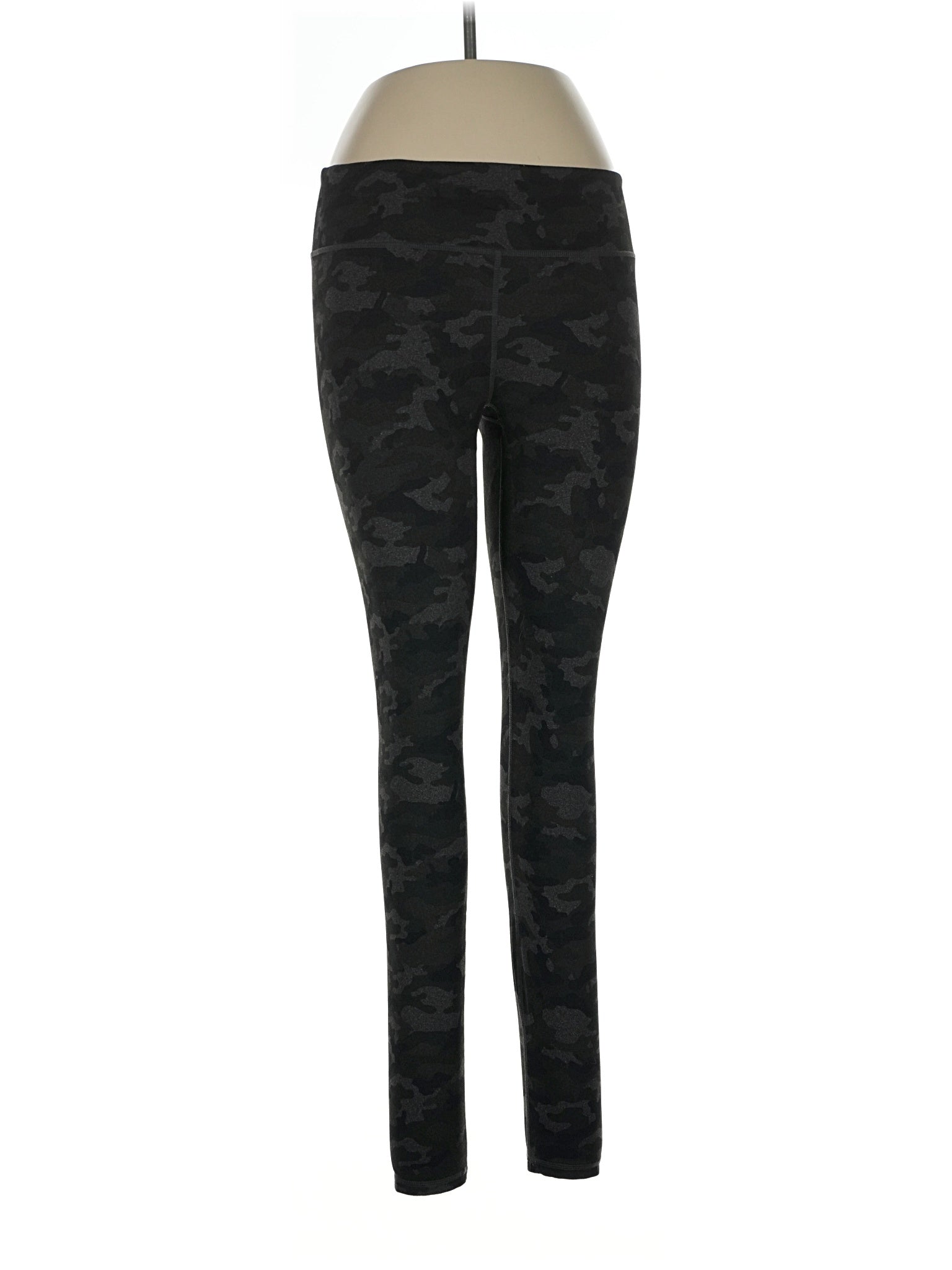 1 size - 32 (Estimated)