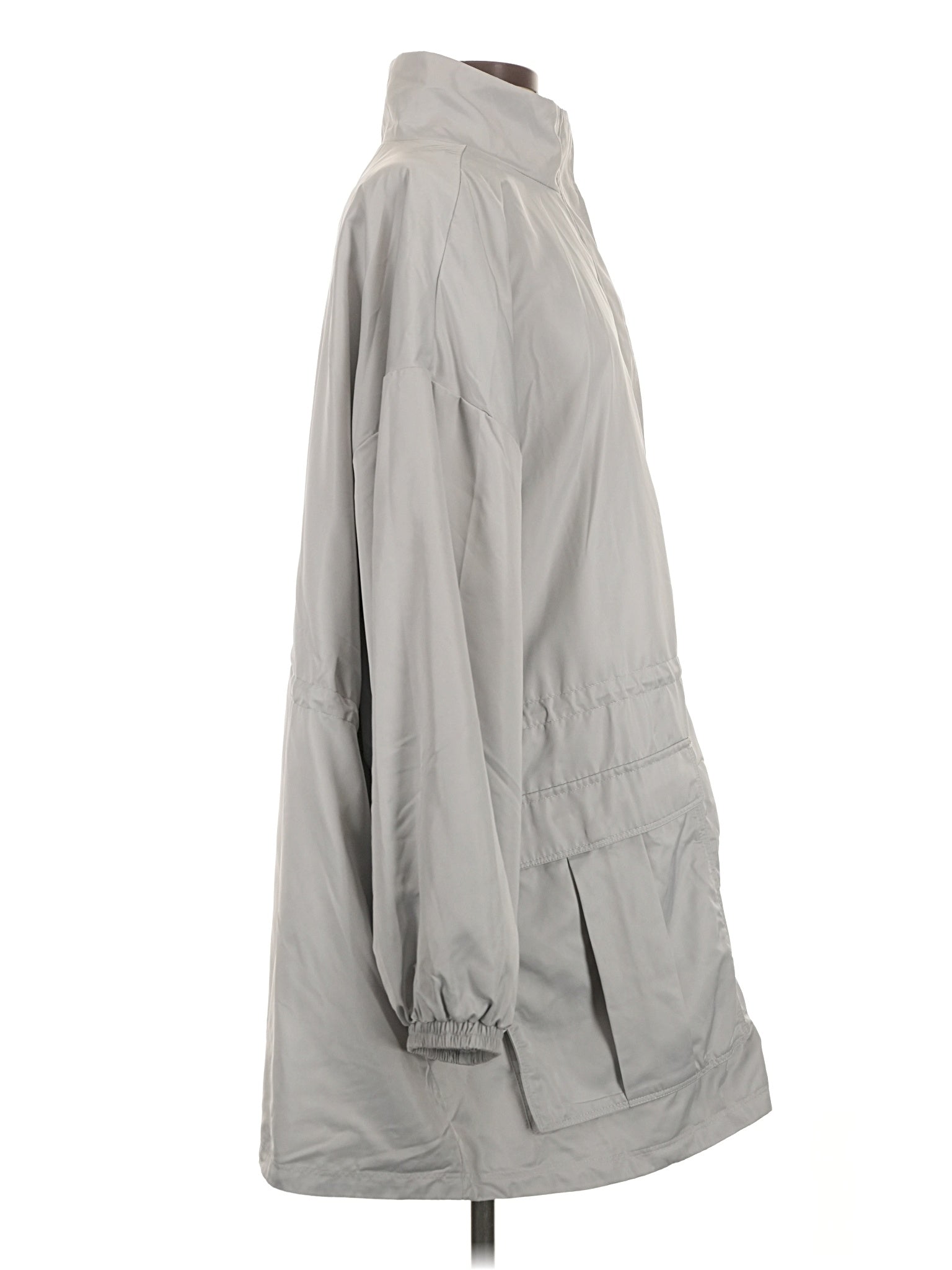 3 size - 3X (Estimated) W