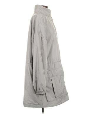 3 size - 3X (Estimated) W