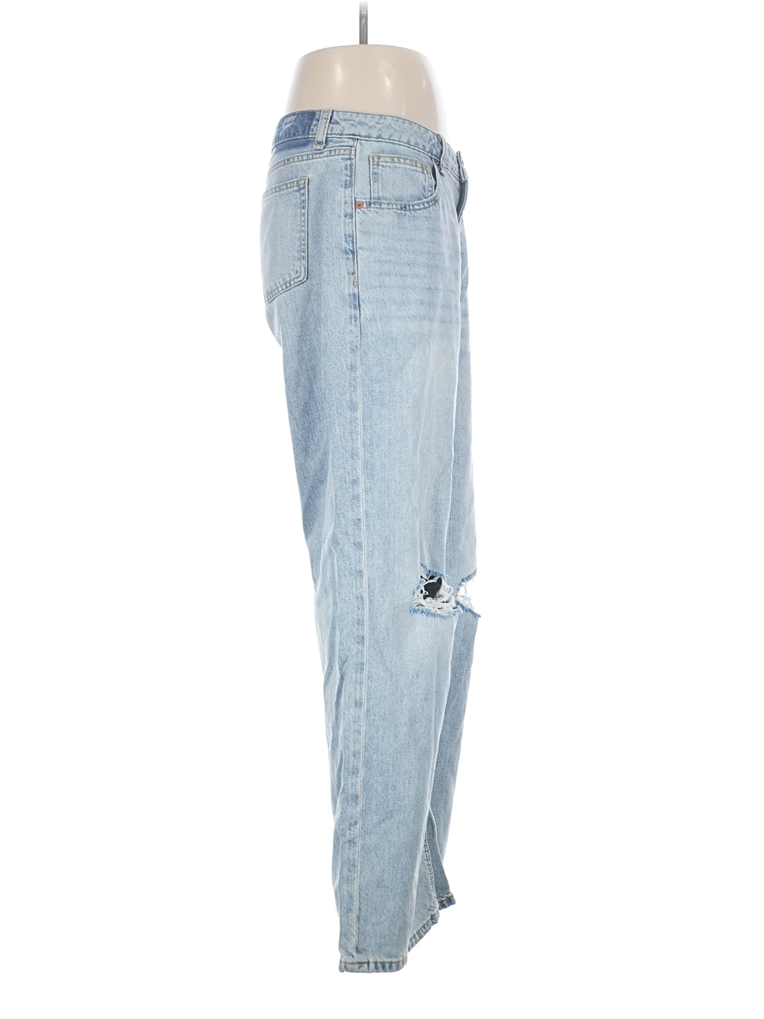 3 waist size - 28 R