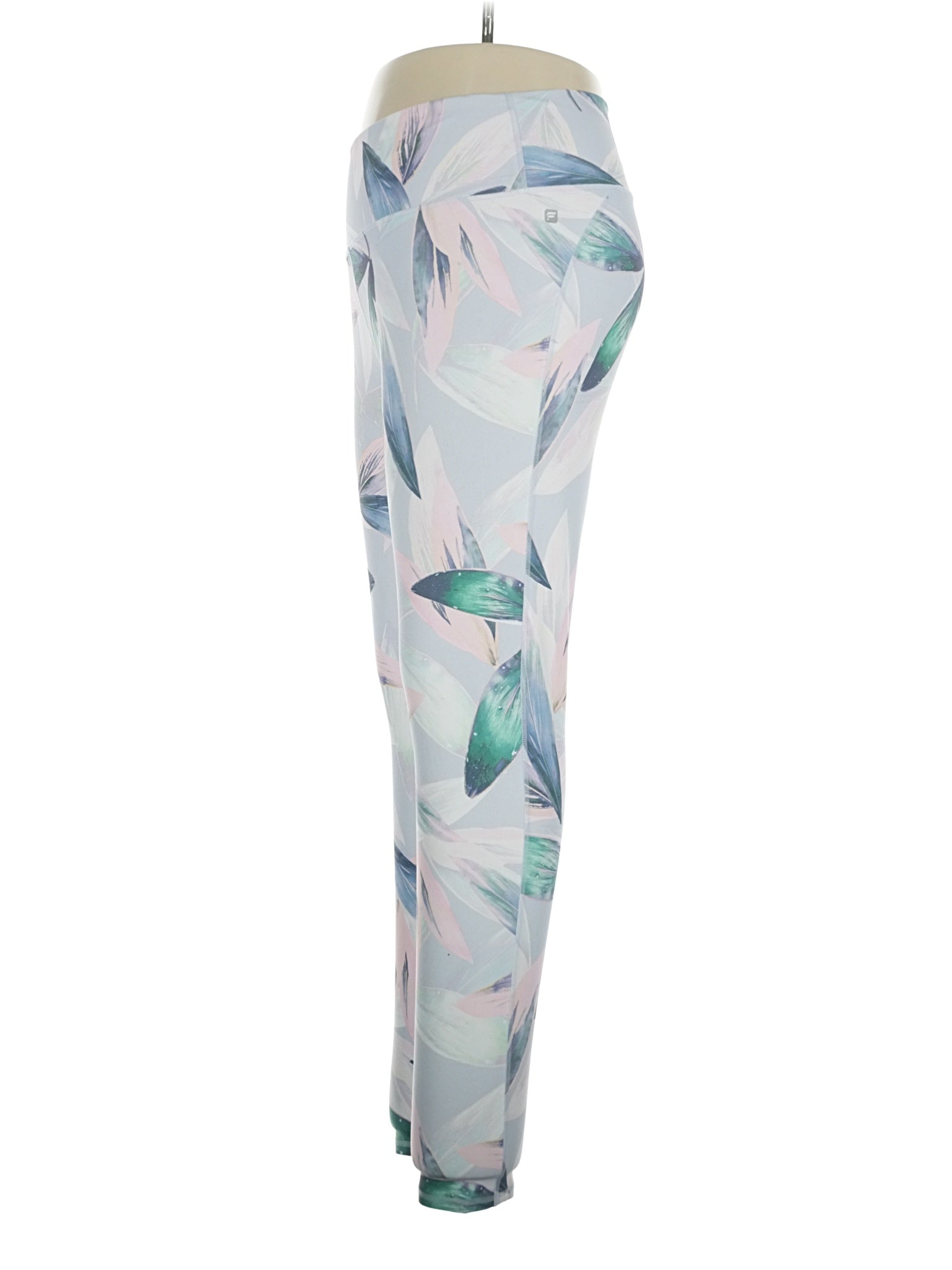 4 size - XL (Estimated)