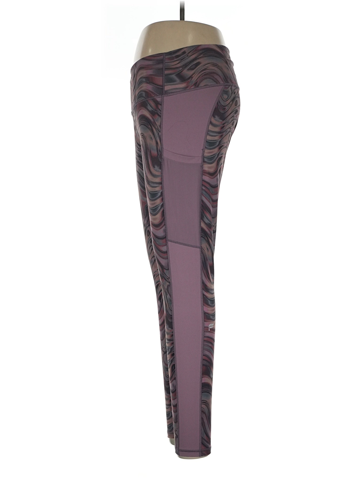 4 size - 30 (Estimated)