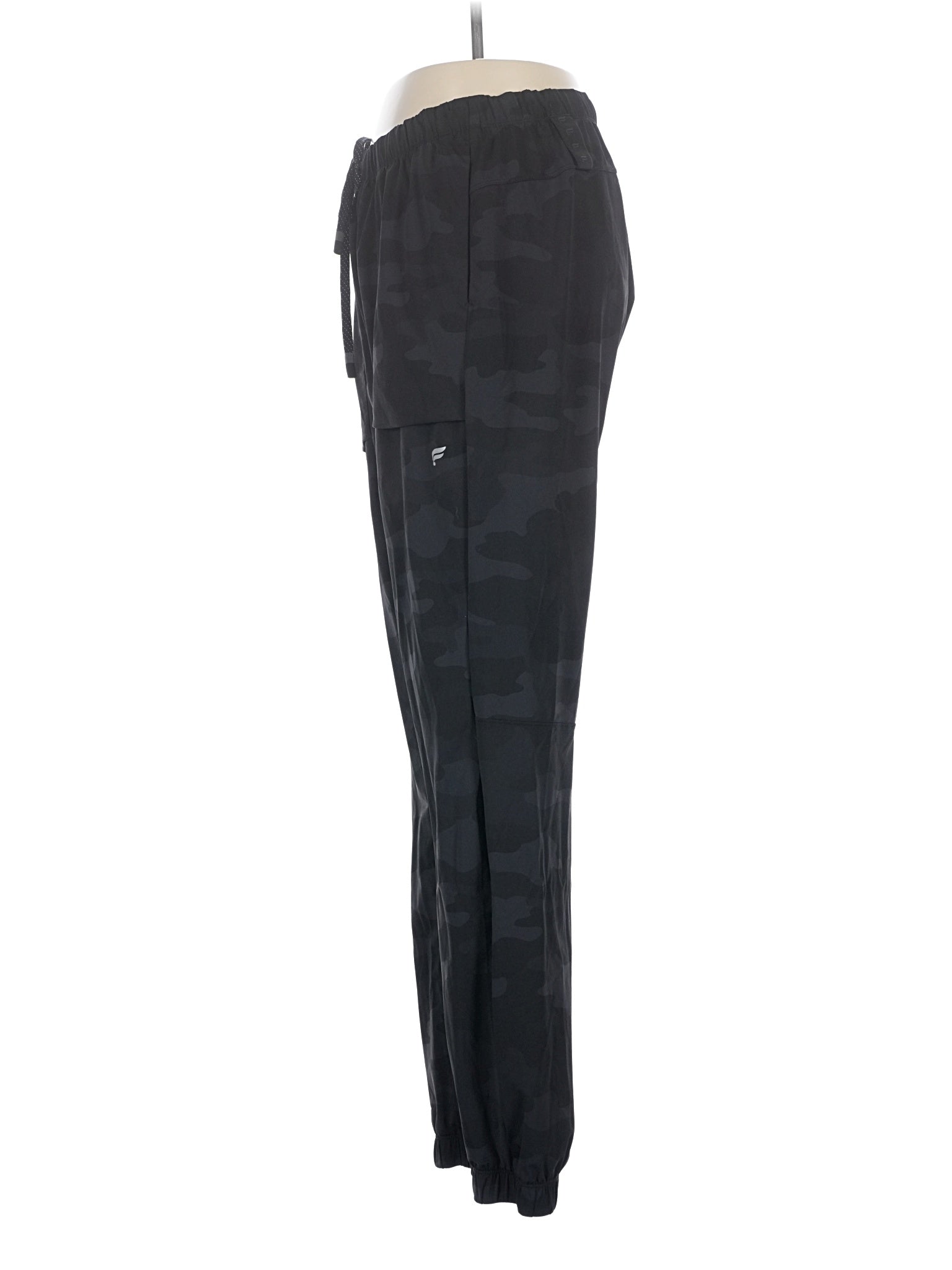 4 size - 8Estimated