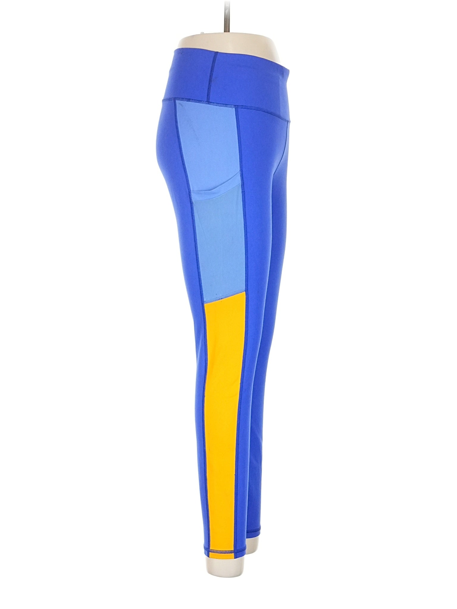 3 waist size - 28