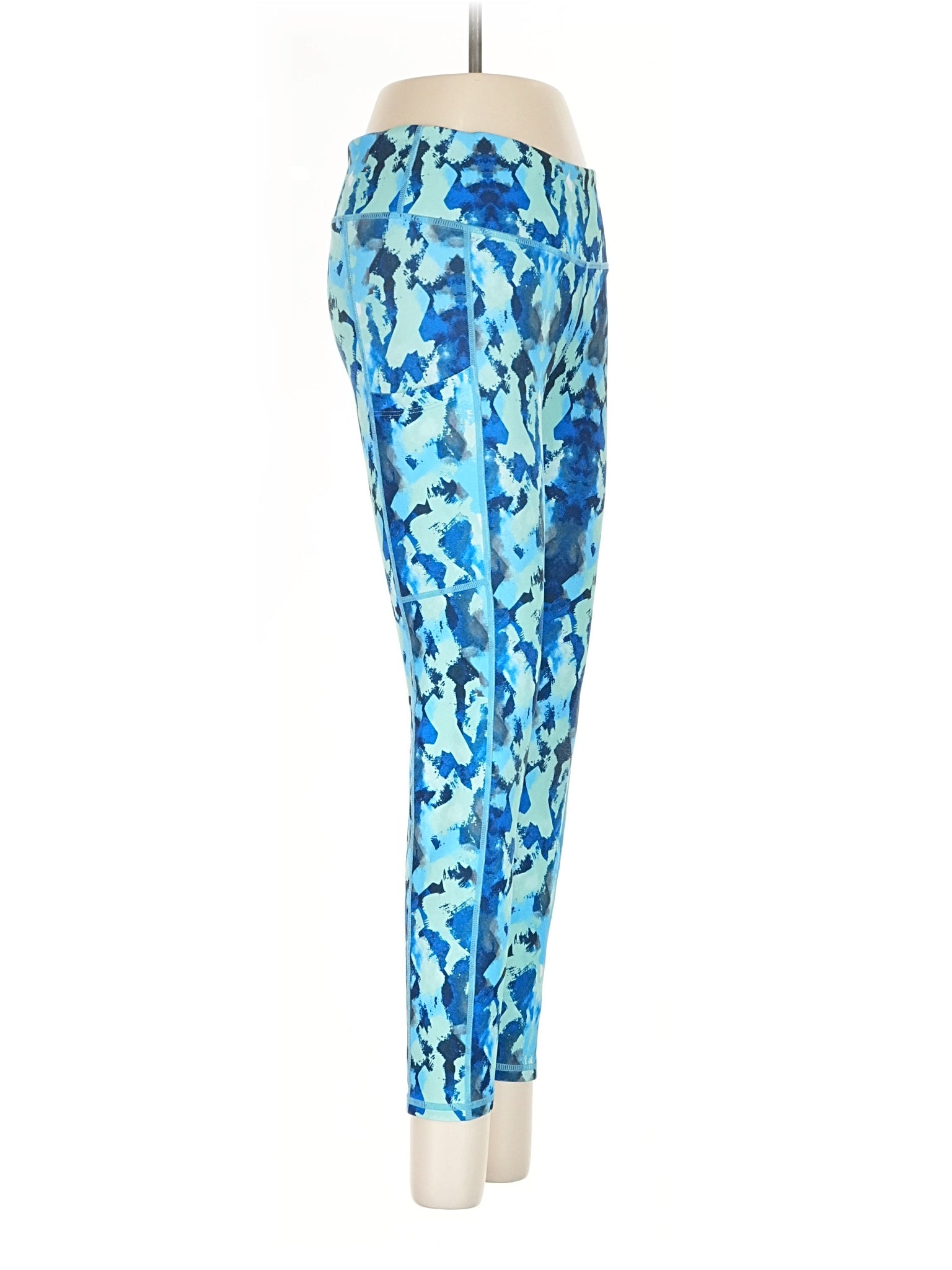 3 size - 26(Estimated)