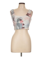 1 size - Lg(Estimated)