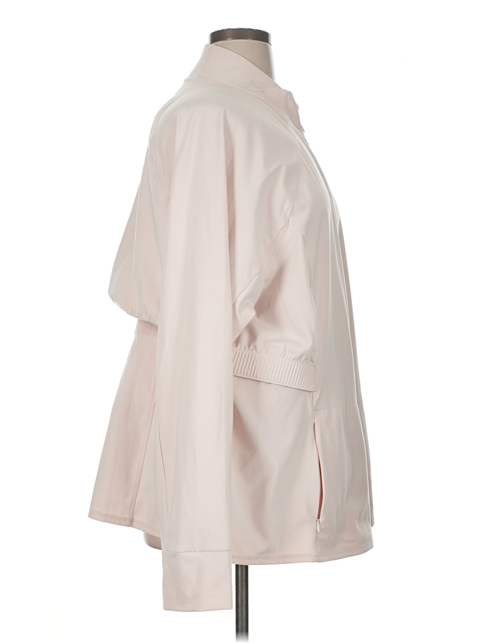 3 size - XL (Estimated)