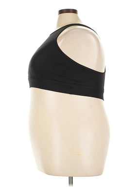 4 size - 2X (Estimated) W