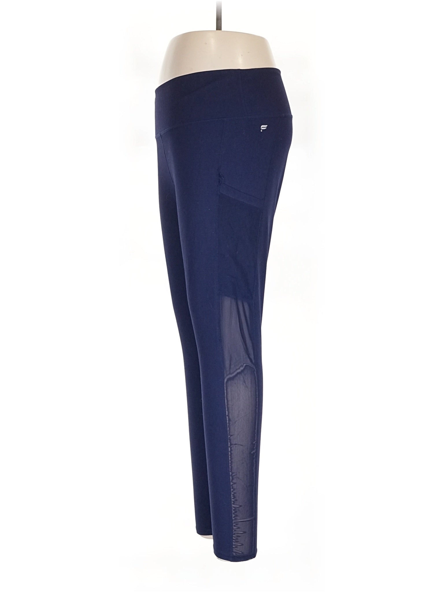 4 size - 32Estimated