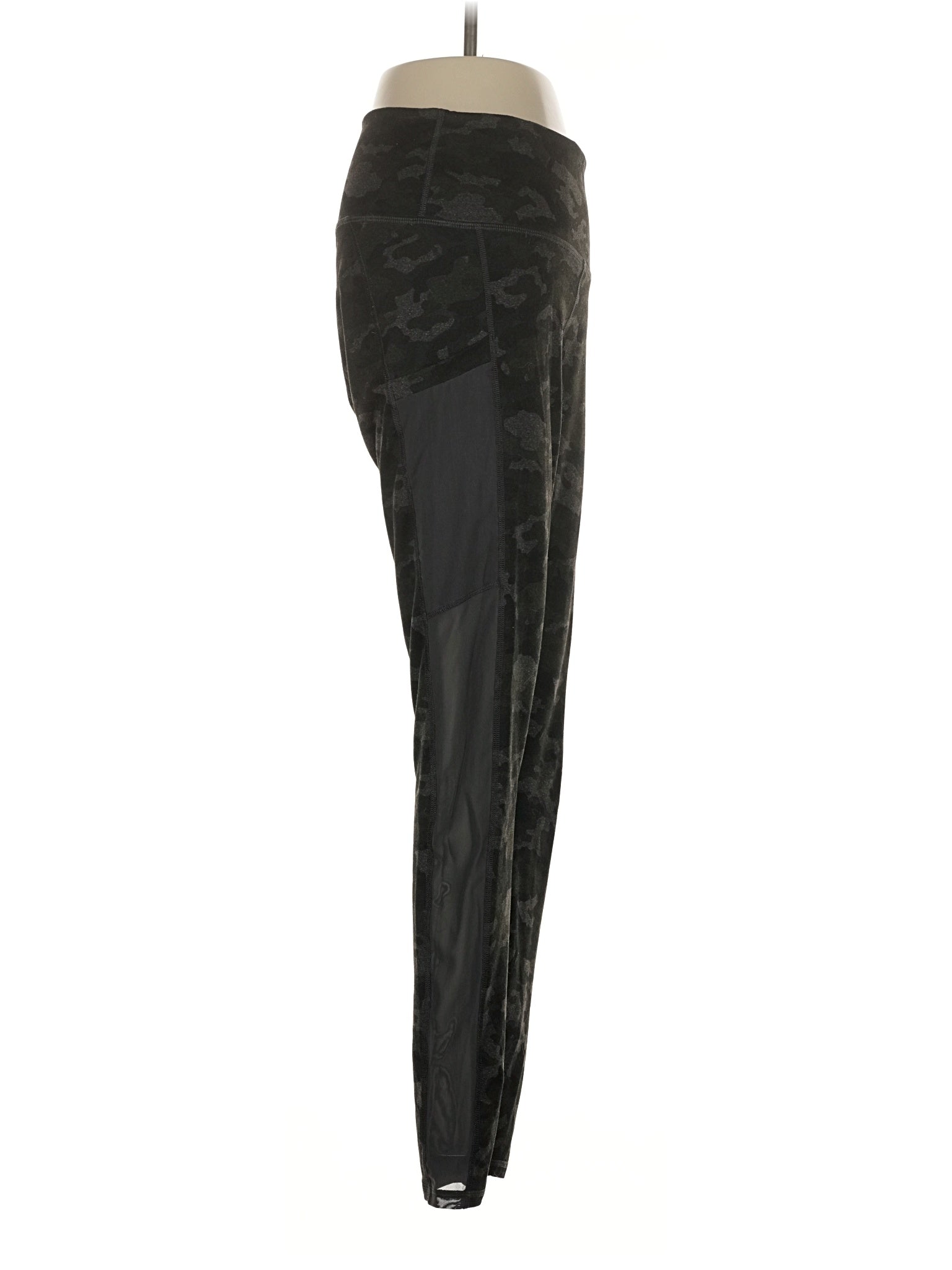 3 size - 26 (Estimated)