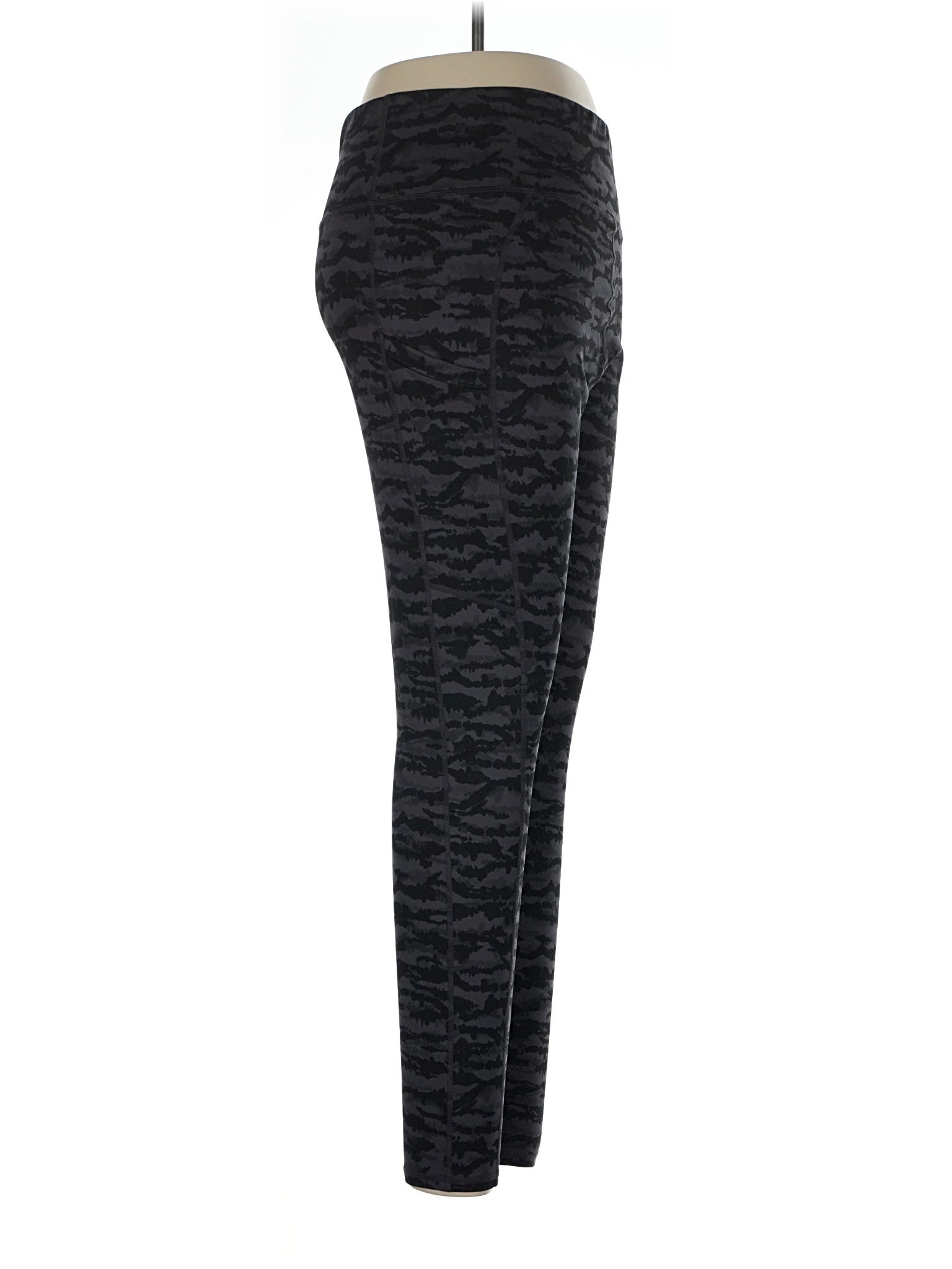 3 size - 30 (Estimated)