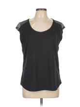1 size - Lg (Estimated)