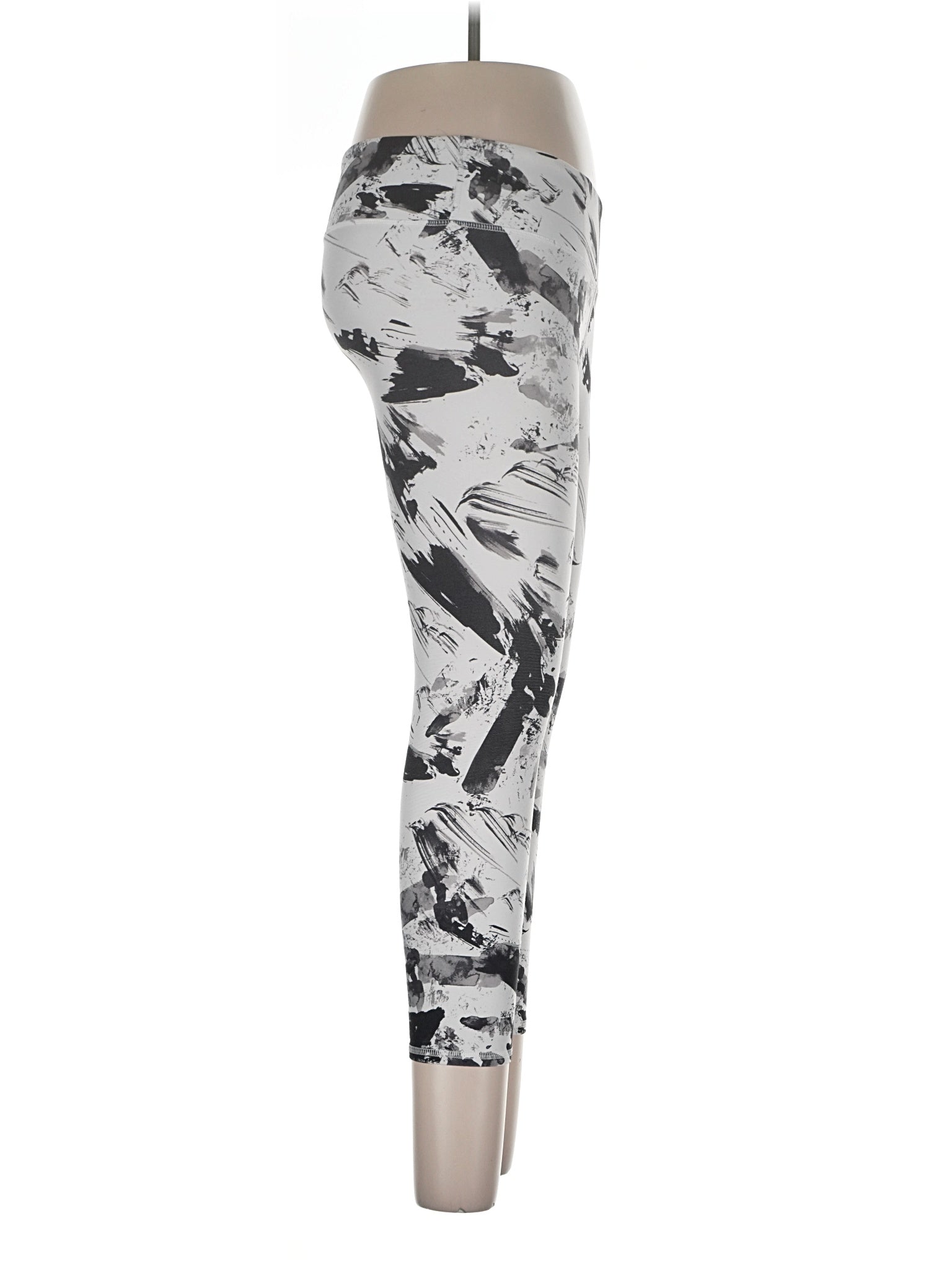 3 size - 30 (Estimated)