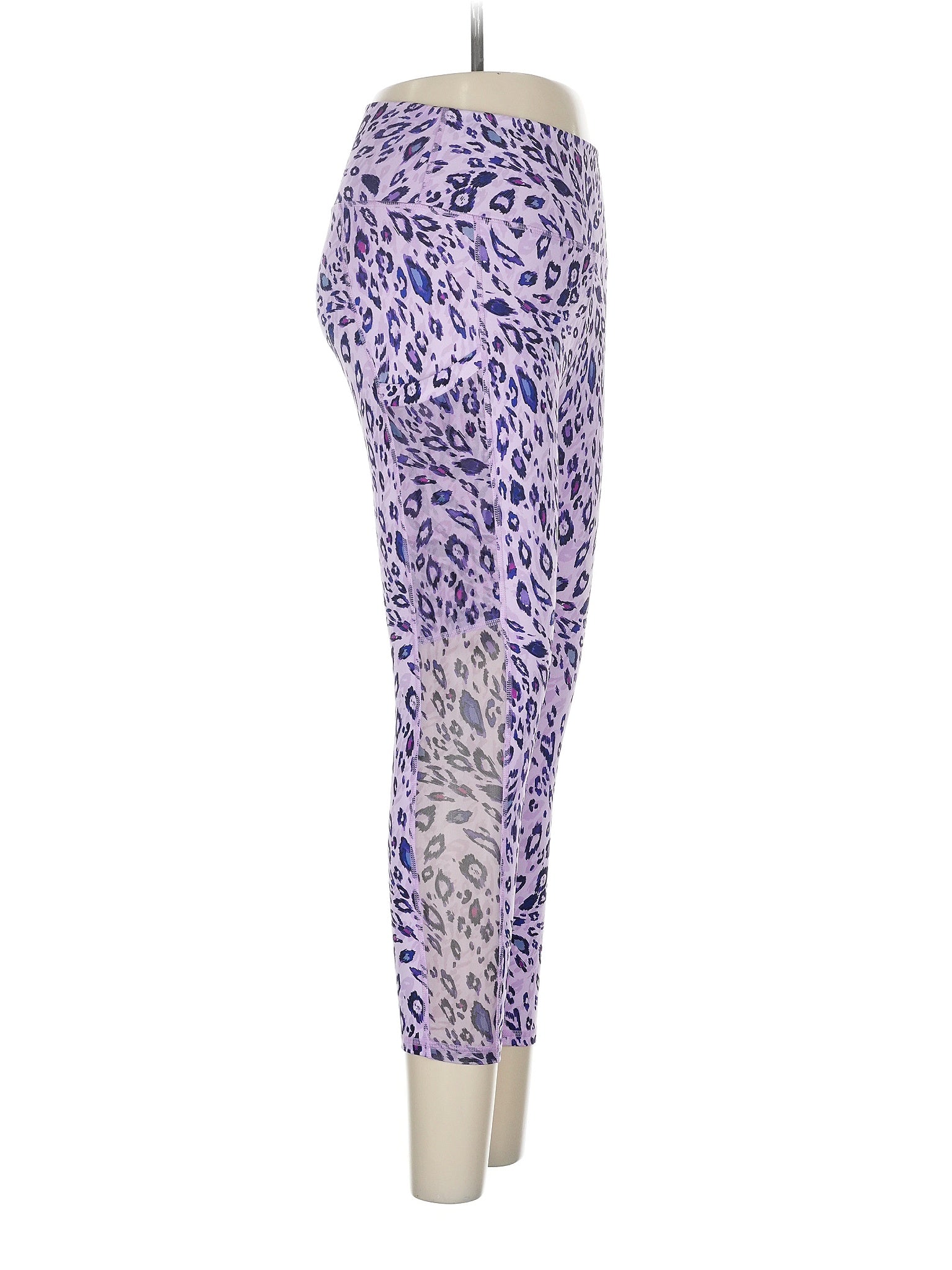 3 size - 6 (Estimated)