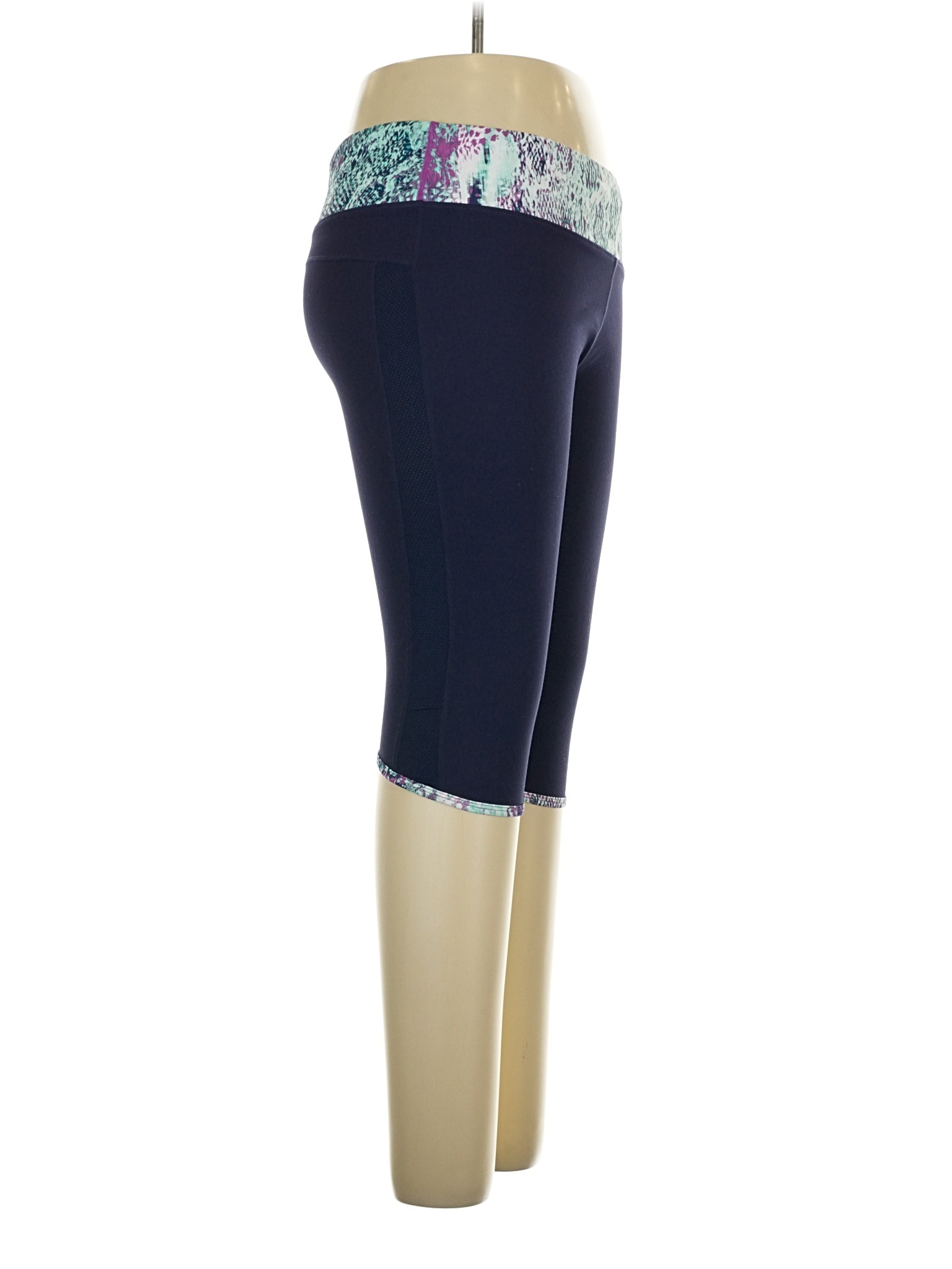 3 size - XL (Estimated)