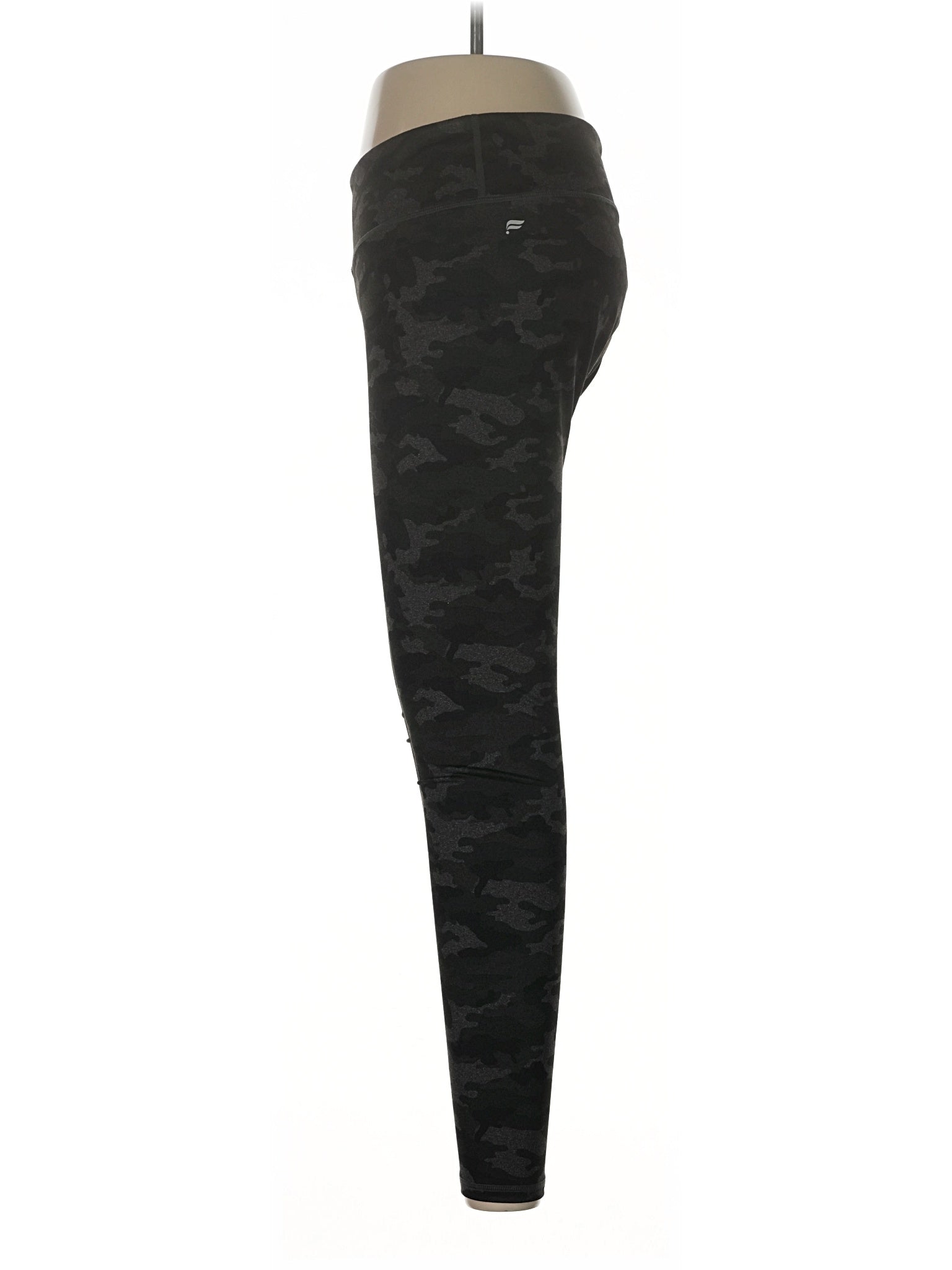 4 waist size - 28