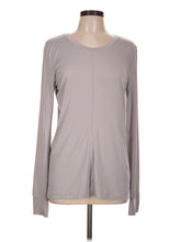 1 size - Lg(Estimated)