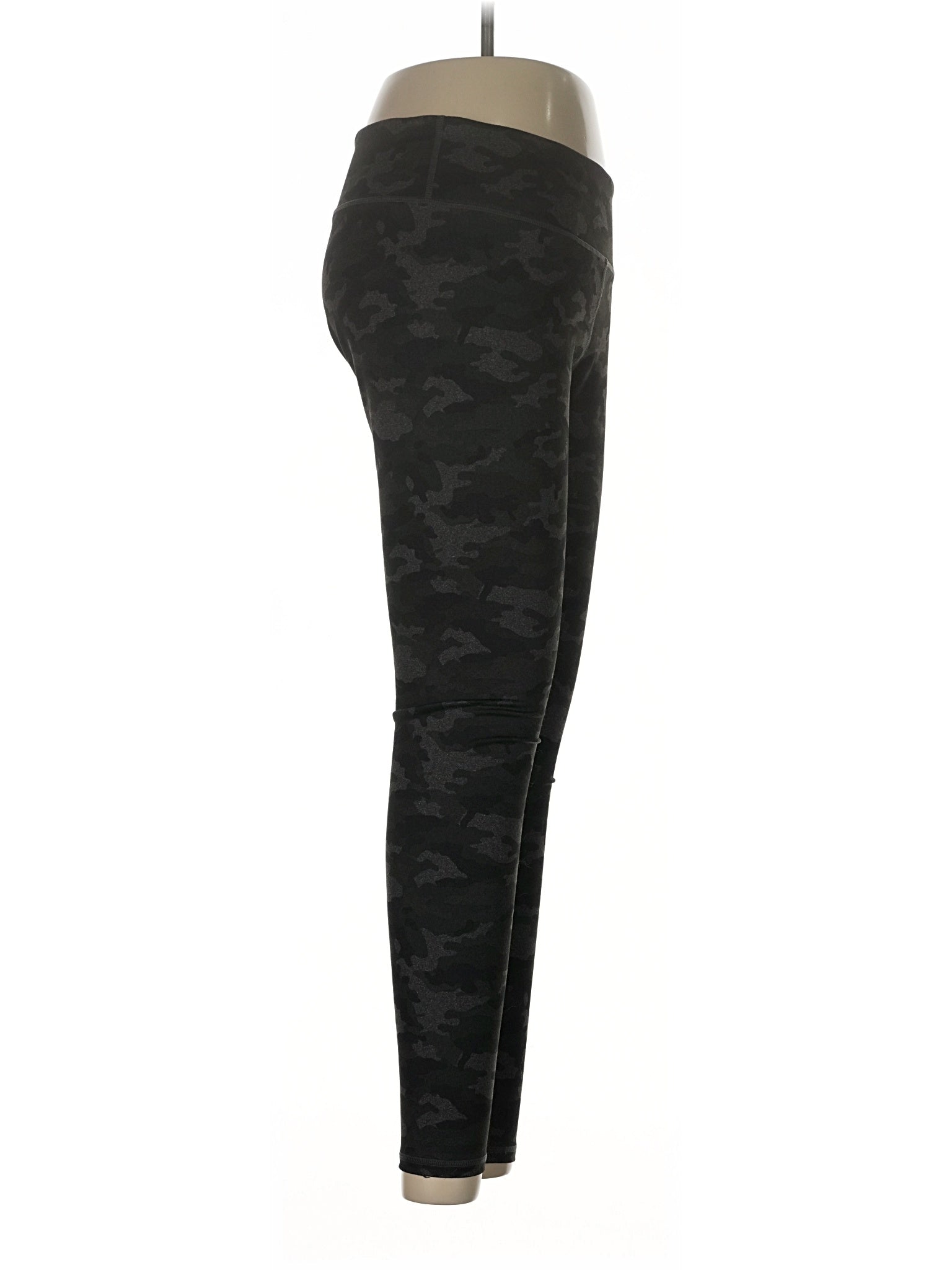 3 waist size - 28