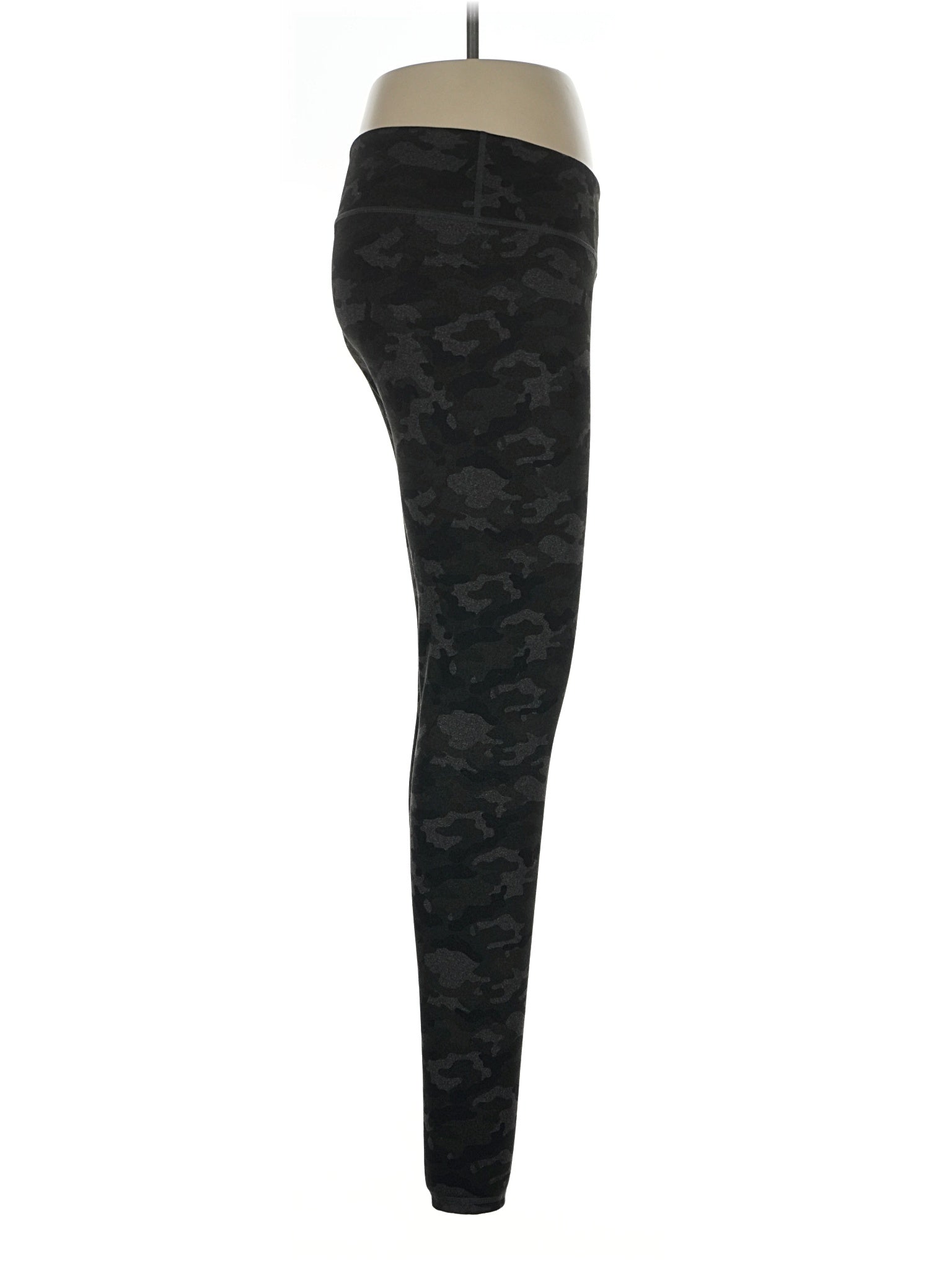 3 size - 32 (Estimated)