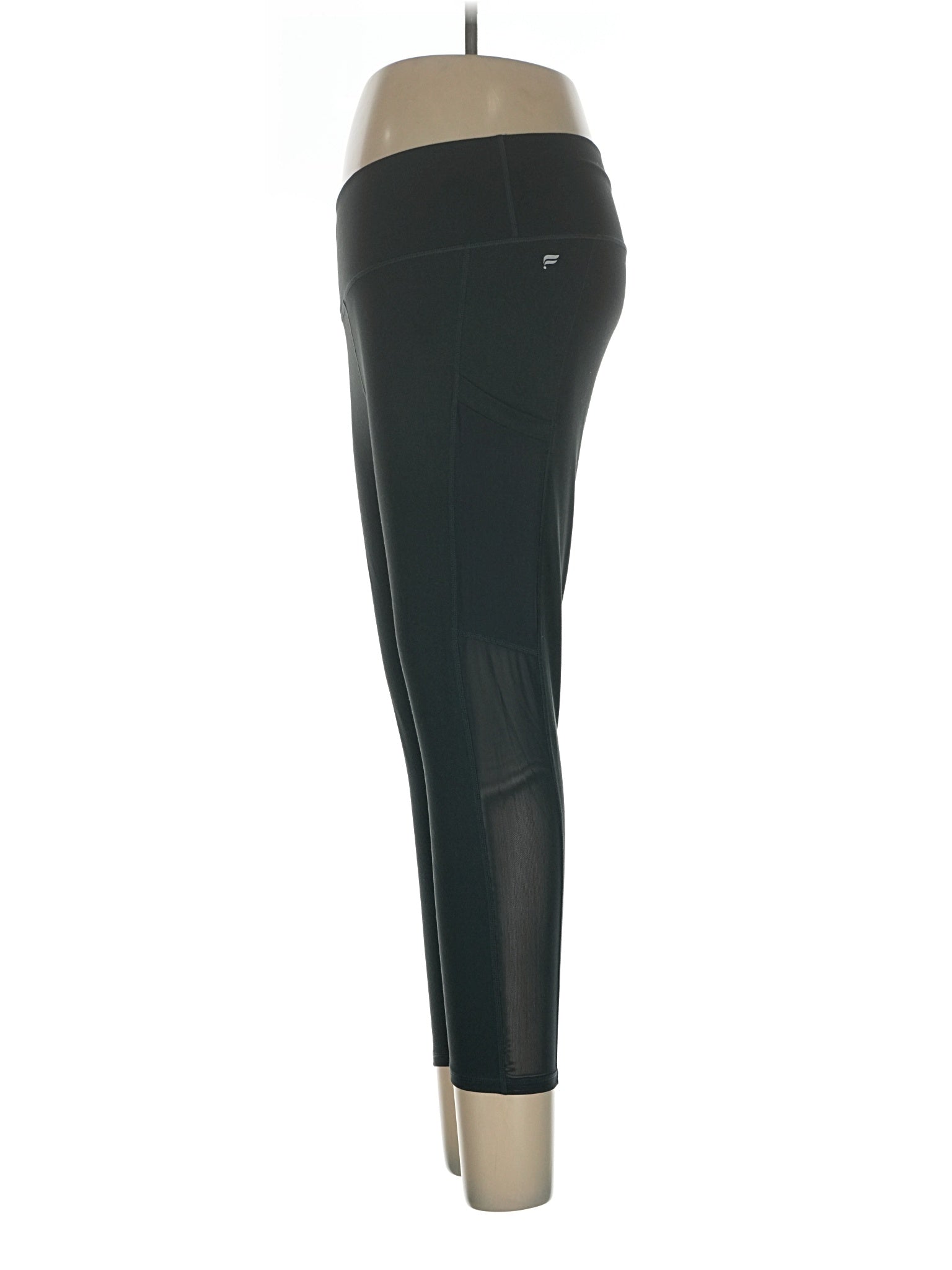 4 size - 32 (Estimated)