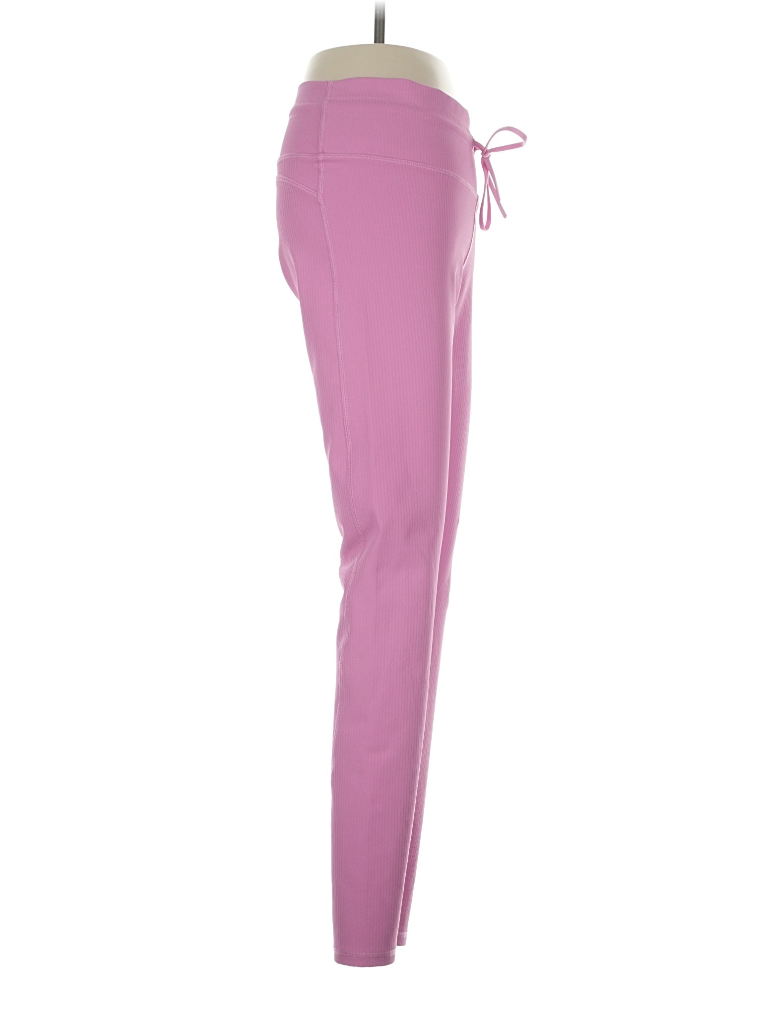3 size - 27 (Estimated)