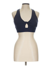 1 size - Lg (Estimated)