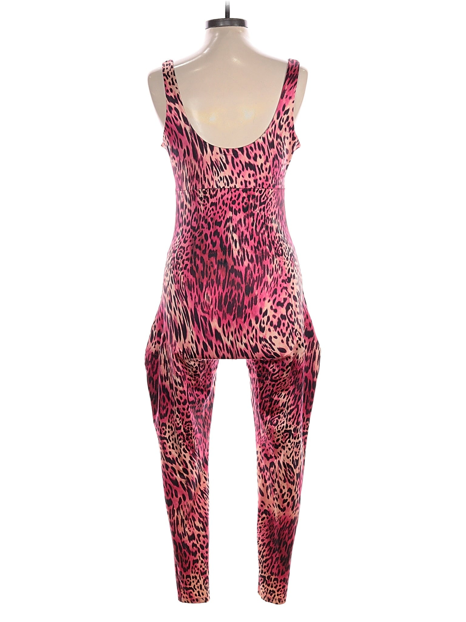 2 size - XL(Estimated)