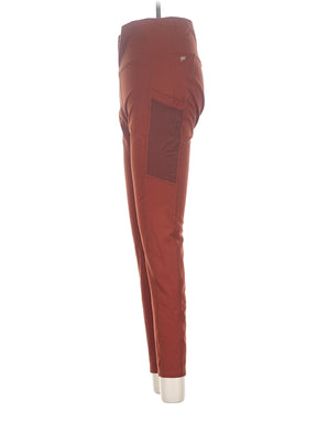 4 size - 27 (Estimated)