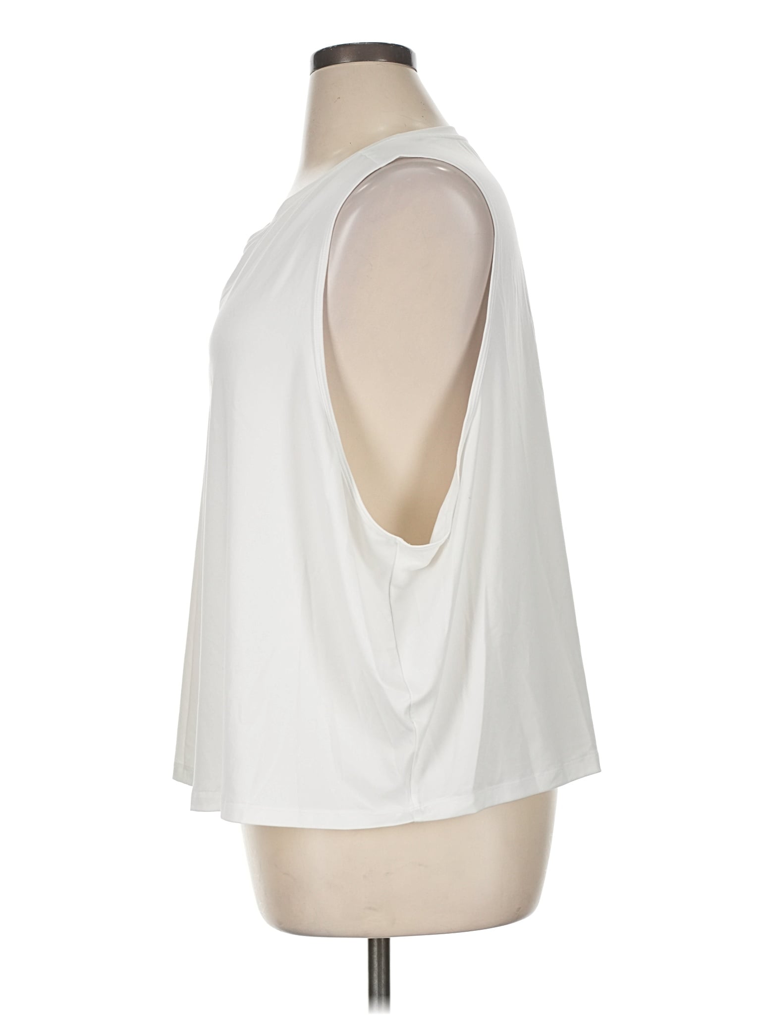 4 size - XL (Estimated)
