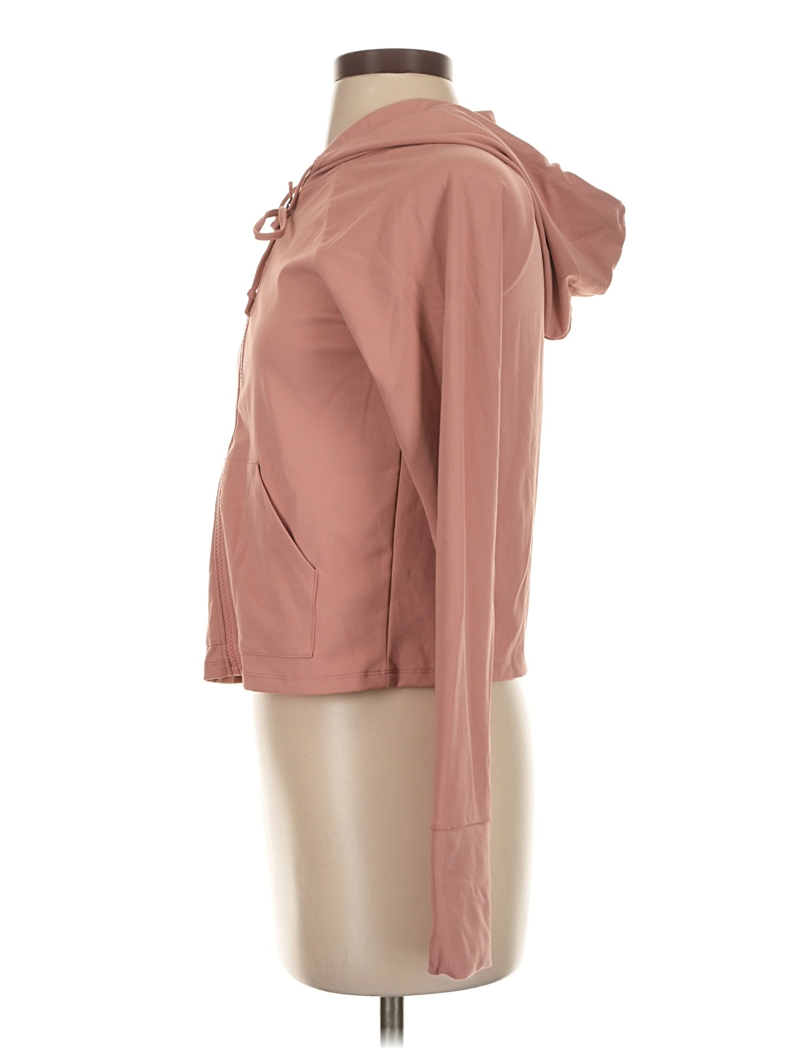 4 size - 5 (Estimated)