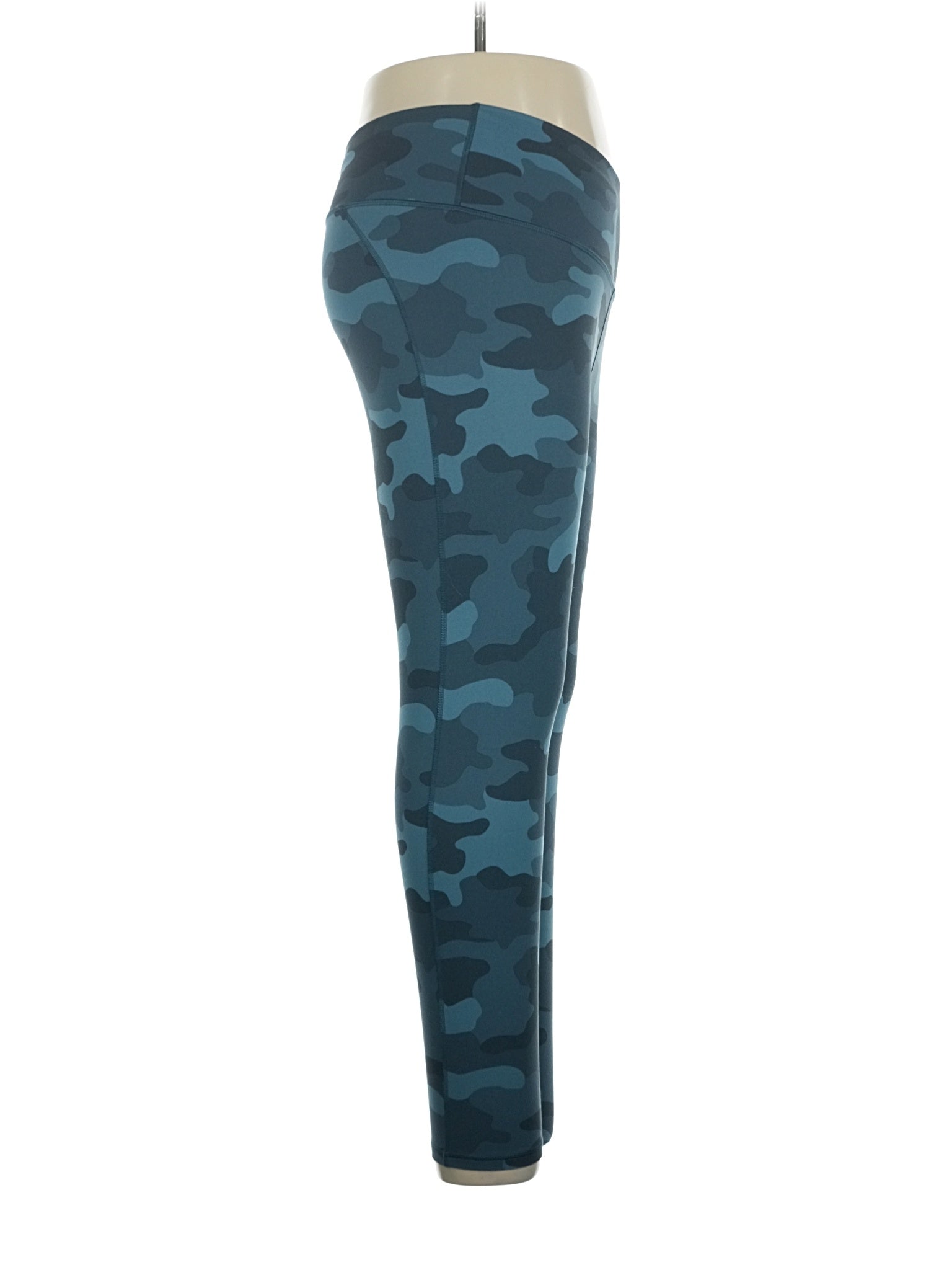 3 size - XL (Estimated)