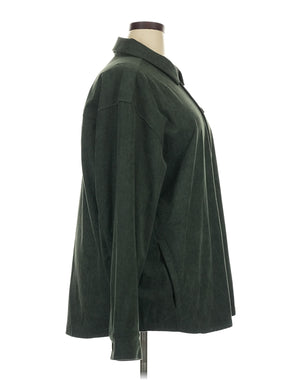 3 size - 4X (Estimated) W