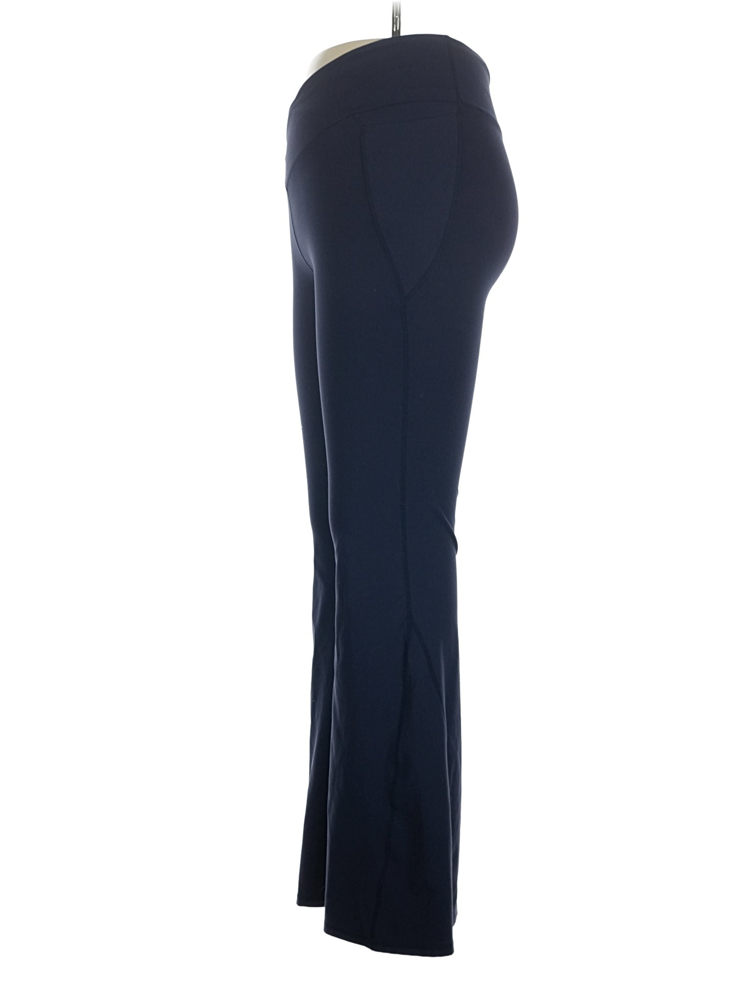 4 size - XL (Estimated)