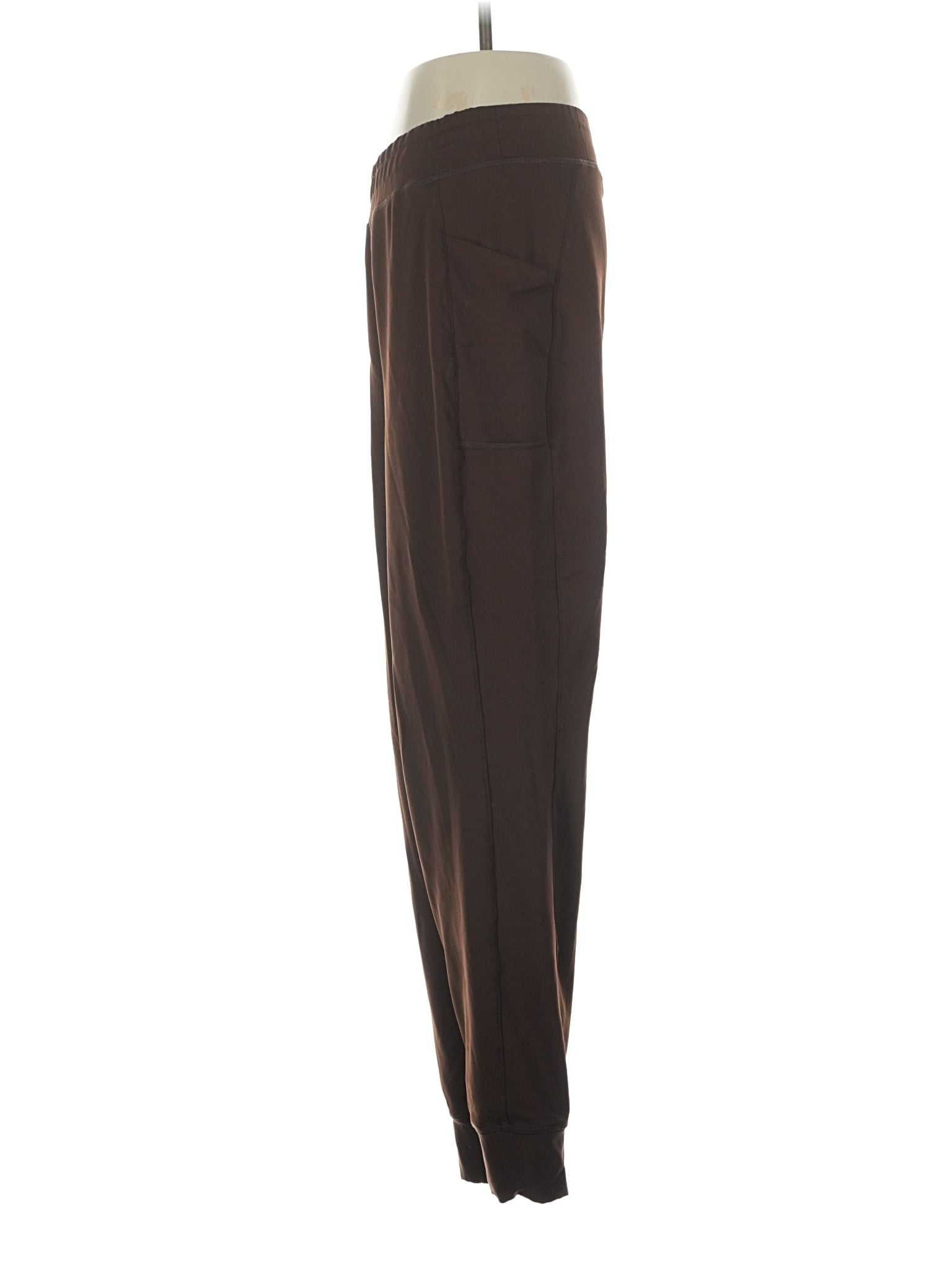 4 size - 26 (Estimated)