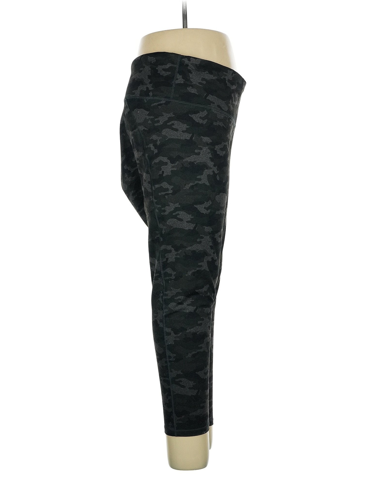 3 size - XL (Estimated)