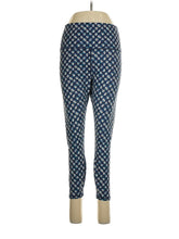 1 size - Lg (Estimated)