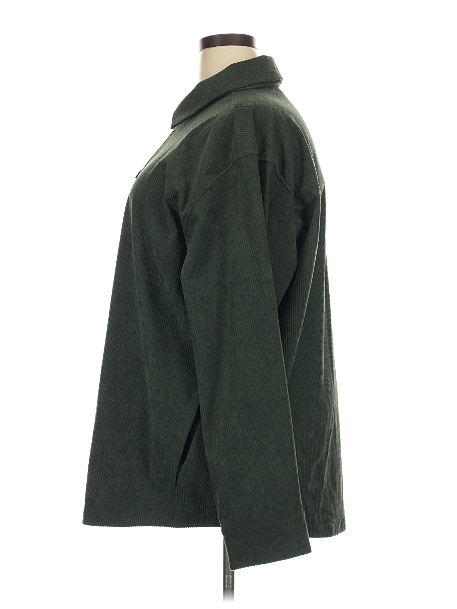 4 size - 4X (Estimated) W
