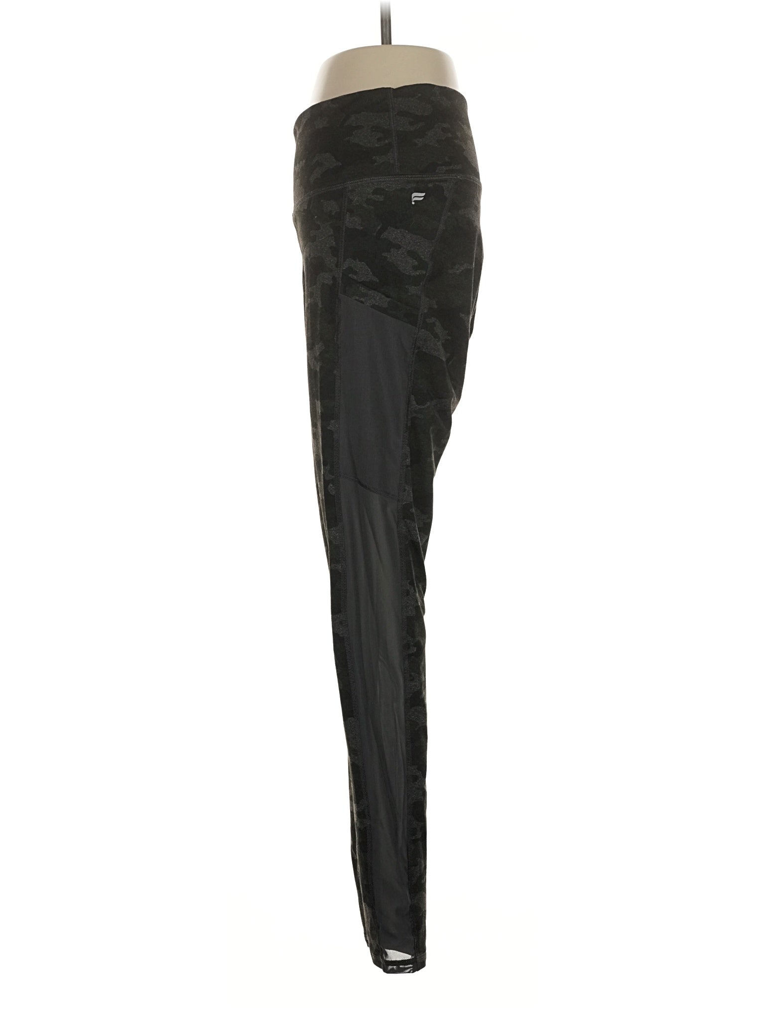 4 size - 26 (Estimated)